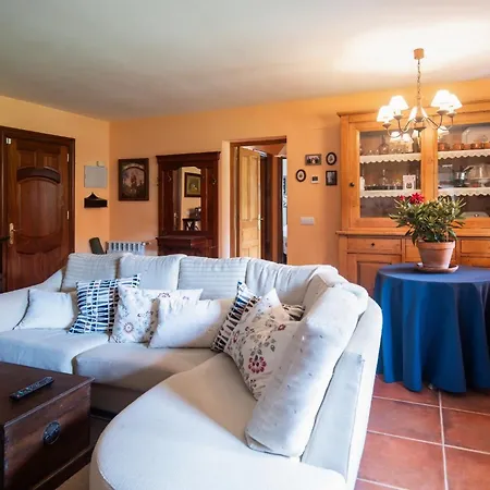 Casa Vacacional El Reborin *