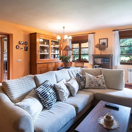 فيلة Casa Vacacional El Reborin