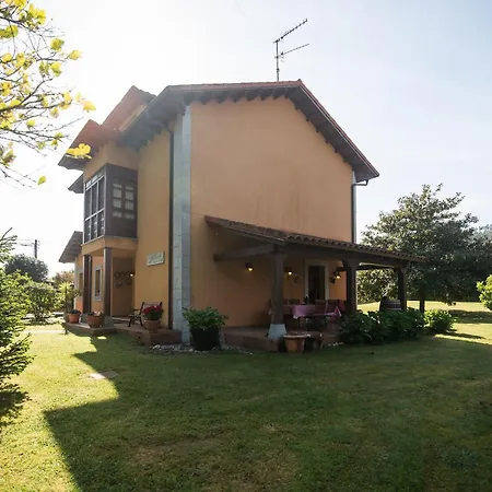فيلة Casa Vacacional El Reborin *